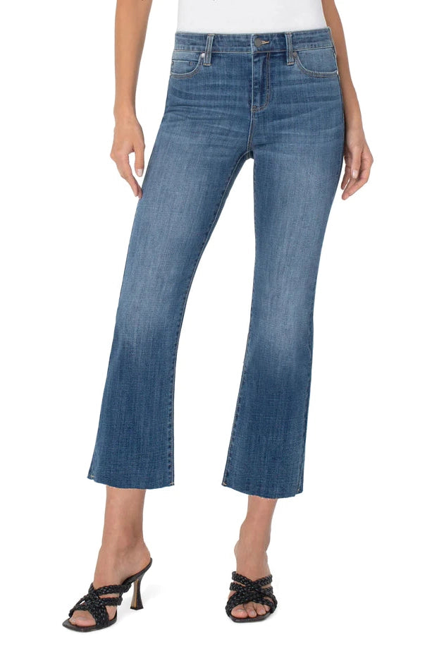 Jeans- StyleFinder 